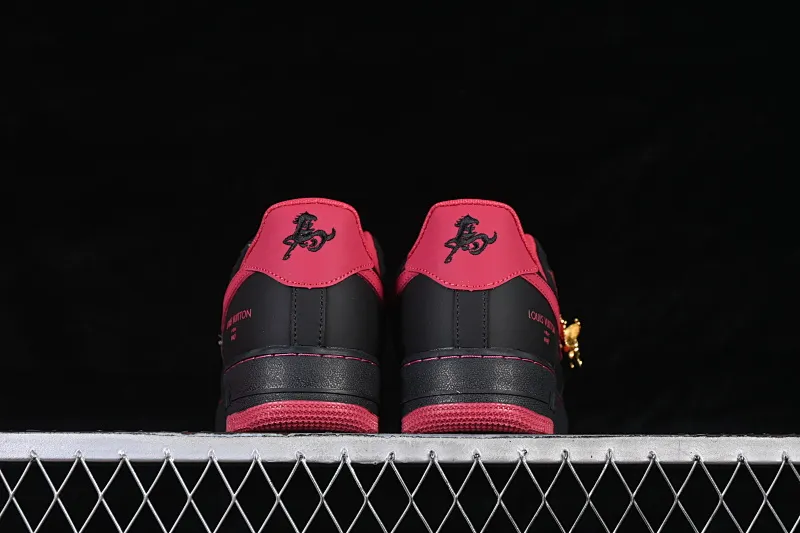 All categories Nk Air Force 1 Air Force series Nk Air Force 1 Low Air Force low top Nike Air Force 1'07 Low Year of the Horse limited edition Jet black rose red Air Force 1 low top casual sneakers FV3694-102